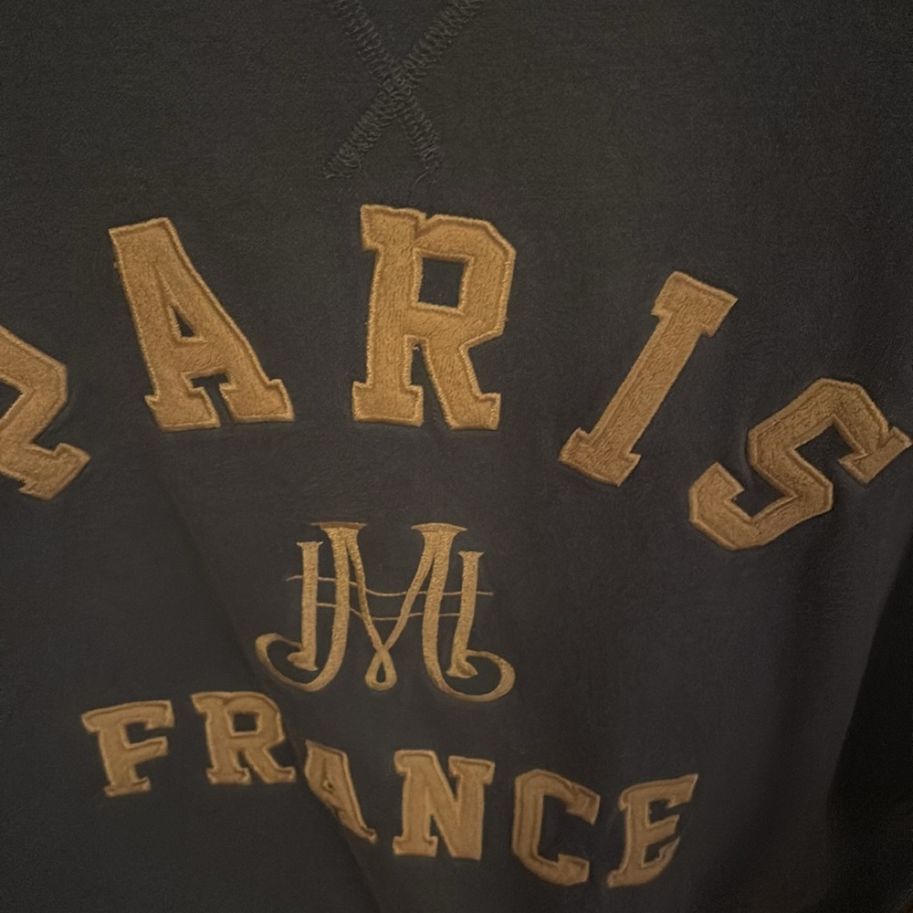 H&M Sweater - Picture 2 of 2